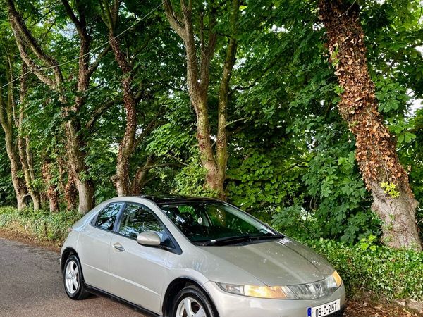 Honda Civic Hatchback, Petrol, 2009, Silver