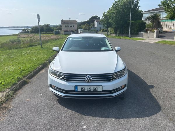 Volkswagen Passat Saloon, Diesel, 2015, White