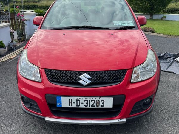 Suzuki SX4 SUV, Petrol, 2011, Red