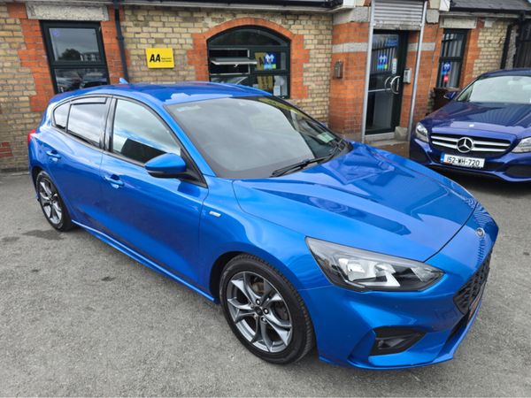 Ford Focus Hatchback, Petrol, 2019, Blue