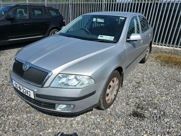 Skoda Octavia Hatchback, Petrol, 2005, Silver