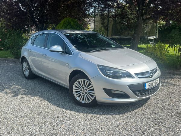 Opel Astra Hatchback, Diesel, 2015, Silver