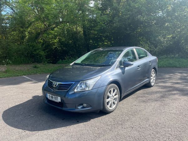 Toyota Avensis Saloon, Diesel, 2011, Blue