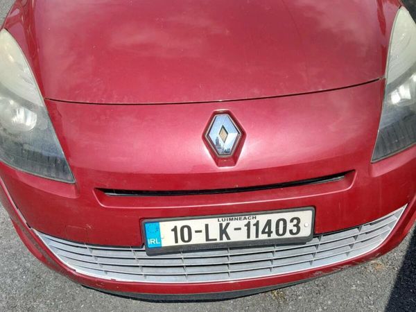 Renault Grand Scenic MPV, Diesel, 2010, Red