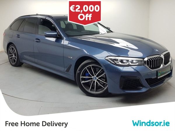 BMW 5-Series Estate, Petrol Plug-in Hybrid, 2023, Blue