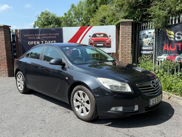 Opel Insignia MPV, Diesel, 2012, Black