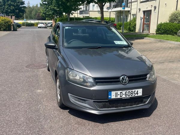 Volkswagen Polo Hatchback, Petrol, 2011, Grey
