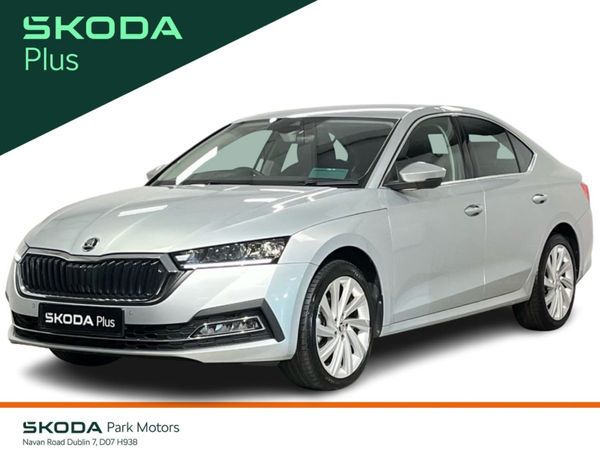 Skoda Octavia Saloon, Diesel, 2024, Silver