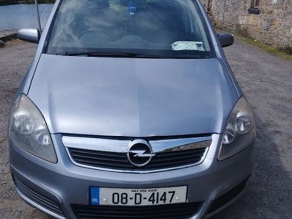 Opel Zafira MPV, Petrol, 2008, Silver
