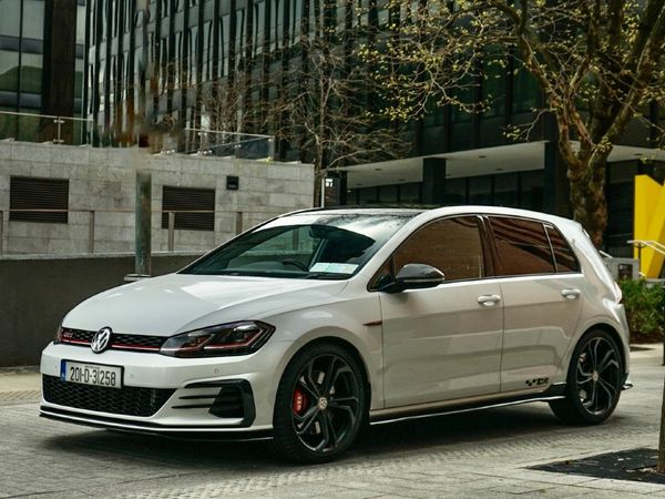 Volkswagen Golf Hatchback, Petrol, 2020, White