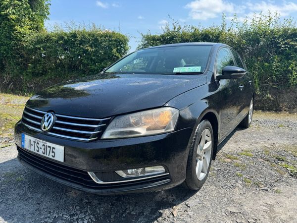 Volkswagen Passat Saloon, Diesel, 2011, Black