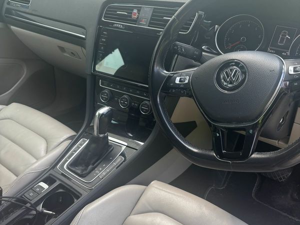 Volkswagen Golf Hatchback, Petrol, 2013, Black