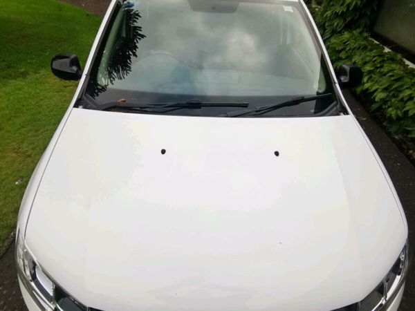 Dacia Sandero Stepway SUV, Petrol, 2020, White