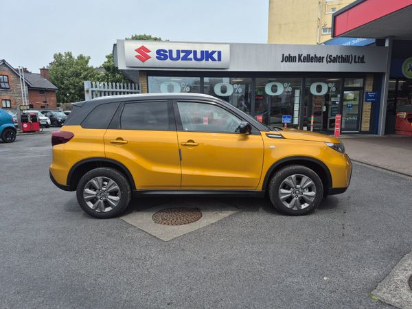 Suzuki Vitara SUV, Petrol Hybrid, 2025, Yellow