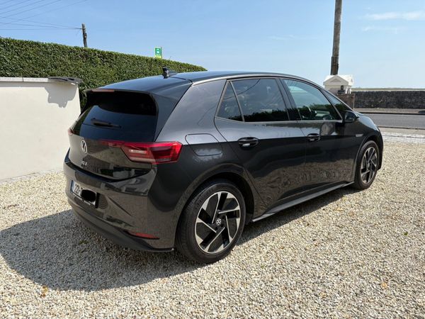 Volkswagen ID.3 MPV, Electric, 2022, Grey