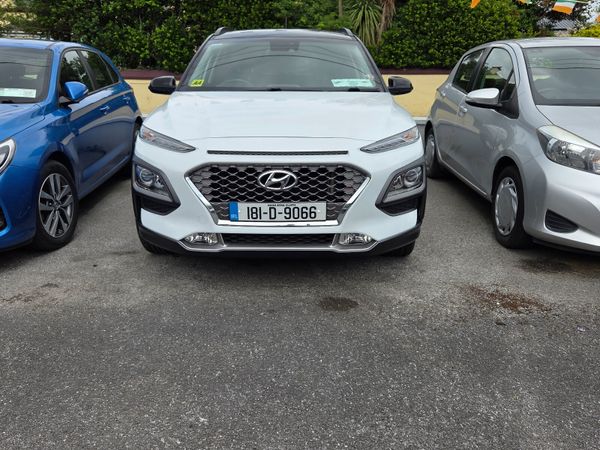 Hyundai KONA MPV, Petrol, 2018, White