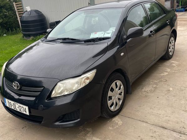 Toyota Corolla Saloon, Diesel, 2009, Black
