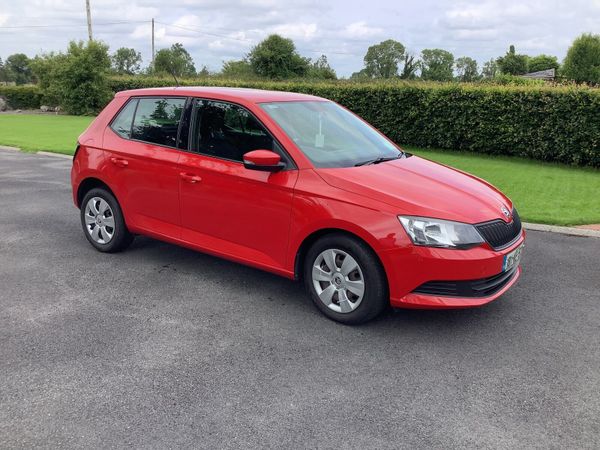Skoda Fabia Hatchback, Petrol, 2018, Red