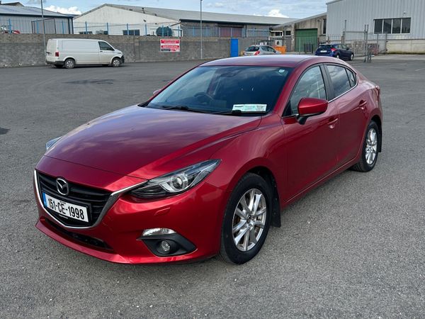 Mazda Mazda3 Saloon, Diesel, 2015, Red