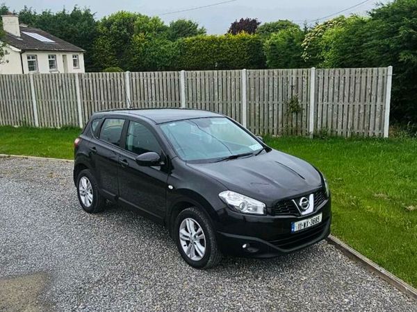 Nissan Qashqai Hatchback, Diesel, 2011, Black