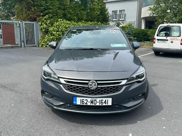 Vauxhall Astra Hatchback, Petrol, 2016, Grey