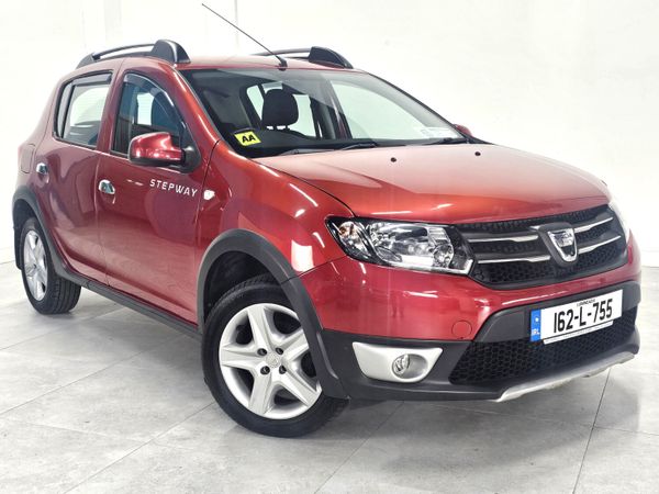 Dacia Sandero Stepway Hatchback, Diesel, 2016, Red