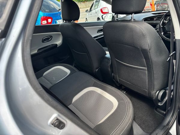Kia Ceed Hatchback, Diesel, 2018, Grey