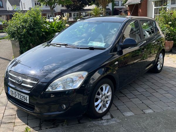 Kia Ceed Hatchback, Diesel, 2008, Black