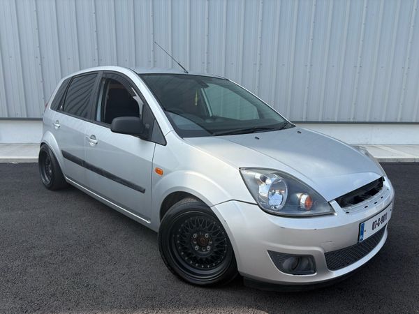 Ford Fiesta Hatchback, Petrol, 2007, Silver