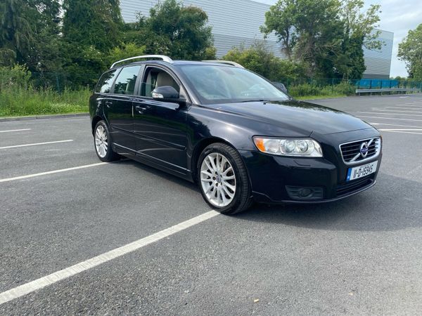 Volvo V50 Estate, Diesel, 2011, Black