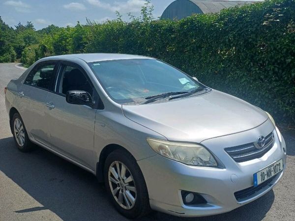 Toyota Corolla Saloon, Petrol, 2010, Silver