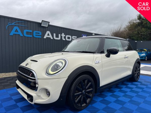 Mini Cooper Hatchback, Diesel, 2020, White