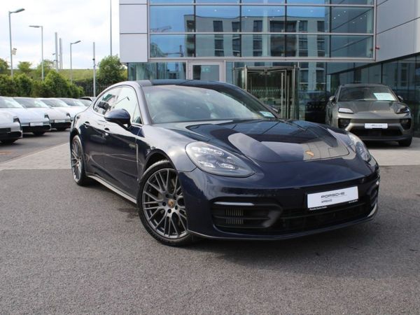Porsche Panamera Hatchback, Petrol Plug-in Hybrid, 2022, Blue