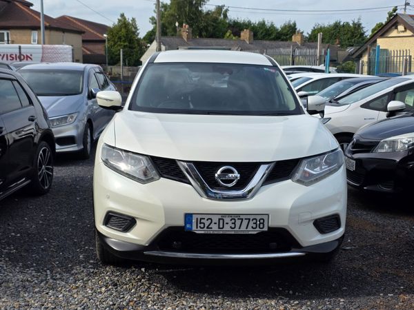 Nissan X-Trail SUV, Petrol Hybrid, 2015, White