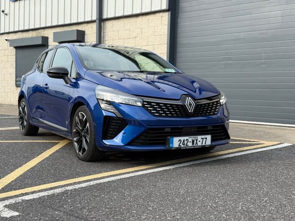 Renault Clio Hatchback, Petrol, 2024, Blue