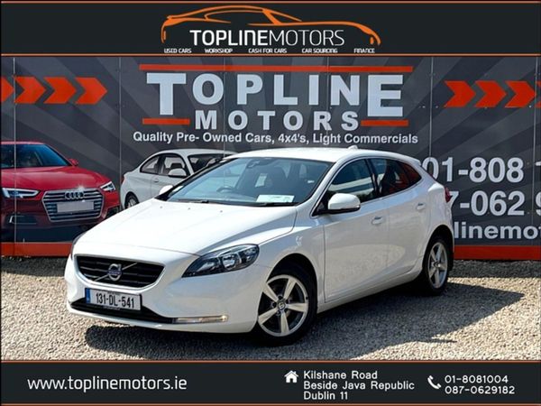Volvo V40 Hatchback, Diesel, 2013, White