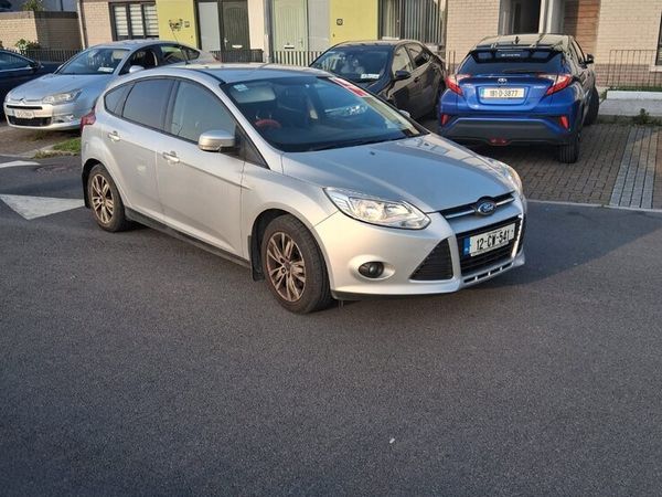 Ford Focus Hatchback, Diesel, 2012, Silver