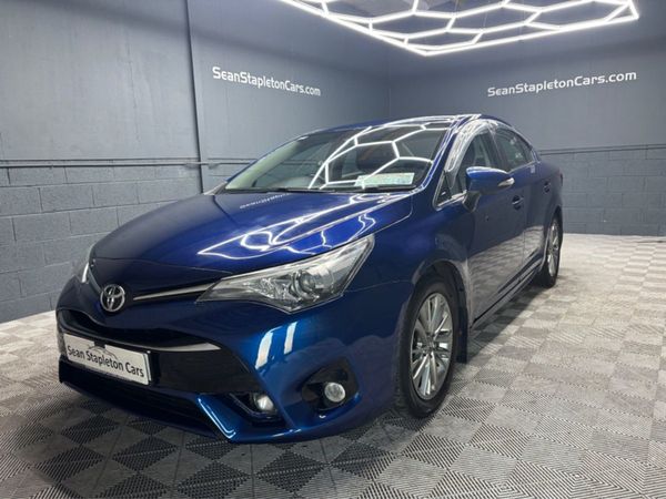 Toyota Avensis Saloon, Diesel, 2018, Blue