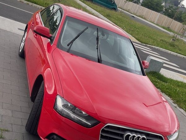 Audi A4 Saloon, Diesel, 2015, Red