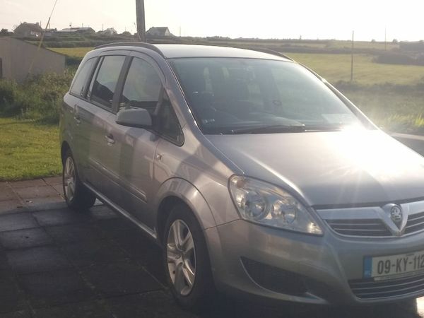 Vauxhall Zafira MPV, Petrol, 2009, Silver