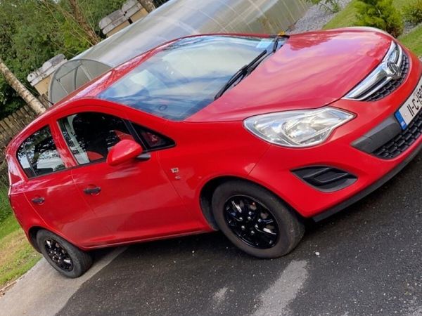 Vauxhall Corsa Hatchback, Petrol, 2011, Red