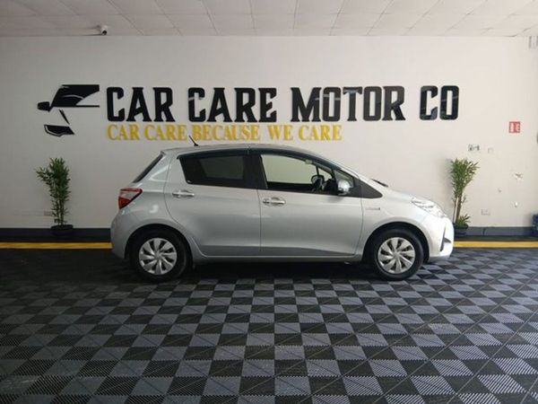 Toyota Vitz Hatchback, Hybrid, 2017, Silver