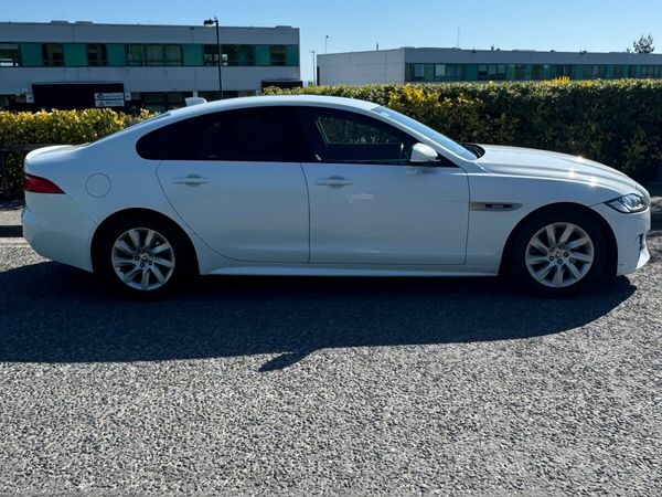 Jaguar XF Saloon, Diesel, 2017, White