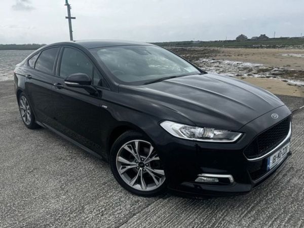 Ford Mondeo Hatchback, Diesel, 2018, Black