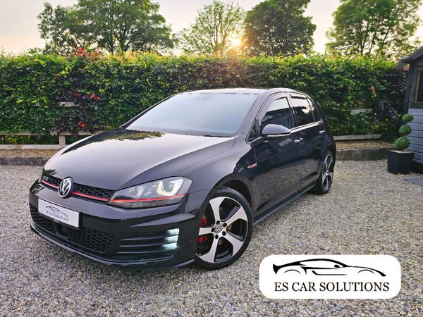 Volkswagen Golf Hatchback, Petrol, 2013, Black