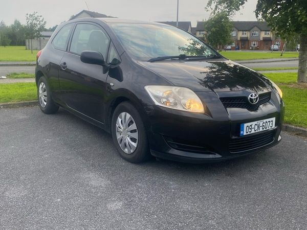Toyota Auris Hatchback, Diesel, 2009, Black
