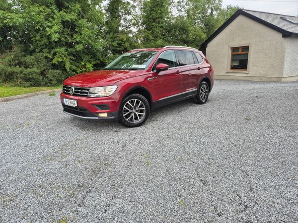Volkswagen Tiguan SUV, Diesel, 2019, Red