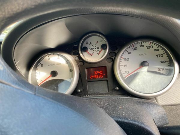 Peugeot 207 Hatchback, Petrol, 2007, Blue