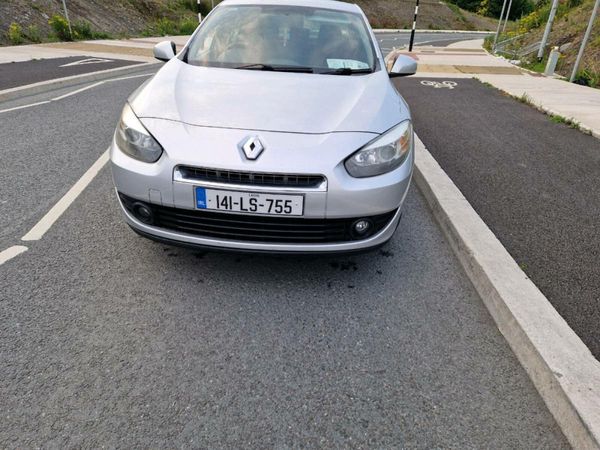 Renault Fluence Saloon, Diesel, 2014, Silver