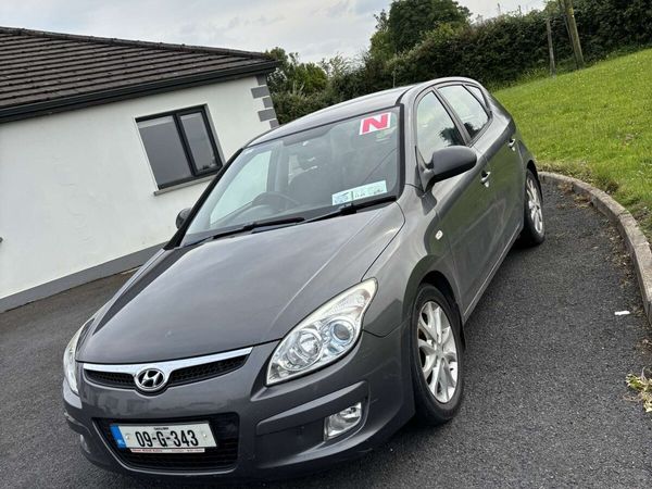Hyundai i30 Hatchback, Diesel, 2009, Grey